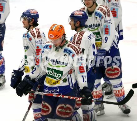 EBEL. Eishockey Bundesliga. EC Pasut VSV gegen Red Bulls Salzburg.  Enttaeuscht Christoph Martinz, Michael Raffl, Philipp Pinter (VSV). Villach, am 31.1.2010.
Foto: Kuess 


---
pressefotos, pressefotografie, kuess, qs, qspictures, sport, bild, bilder, bilddatenbank