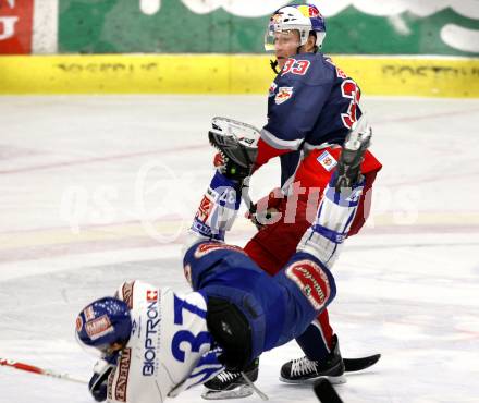 EBEL. Eishockey Bundesliga. EC Pasut VSV gegen Red Bulls Salzburg.  Andreas Kristler, (VSV),  Jeremy Rebek (Salzburg). Villach, am 31.1.2010.
Foto: Kuess 


---
pressefotos, pressefotografie, kuess, qs, qspictures, sport, bild, bilder, bilddatenbank