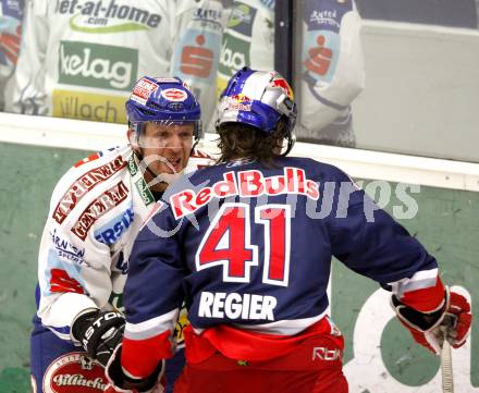 EBEL. Eishockey Bundesliga. EC Pasut VSV gegen Red Bulls Salzburg.  Mickey Elick, (VSV),  Steven Regier (Salzburg). Villach, am 31.1.2010.
Foto: Kuess 


---
pressefotos, pressefotografie, kuess, qs, qspictures, sport, bild, bilder, bilddatenbank