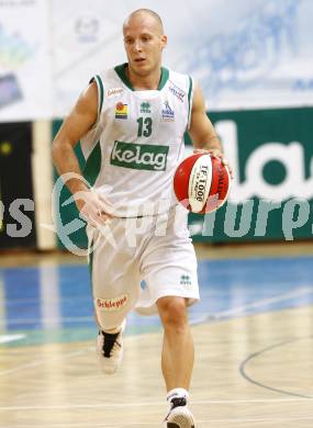 Basketball Bundesliga. Woerthersee Piraten gegen Arkadia Traiskirchen Lions. Davor Sattler (Piraten). Klagenfurt, 19.12.2009
Foto: Kuess

---
pressefotos, pressefotografie, kuess, qs, qspictures, sport, bild, bilder, bilddatenbank