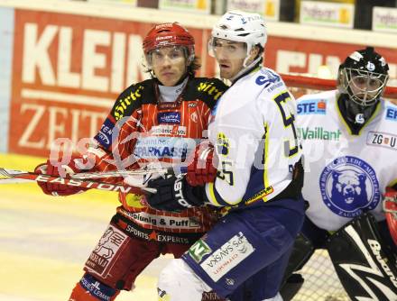 EBEL. Eishockey Bundesliga. KAC gegen KHL Medvescak Zagreb. Dieter Kalt (KAC), Christopher Powers (Zagreb). Klagenfurt, am 2.2.2010.
Foto: Kuess

---
pressefotos, pressefotografie, kuess, qs, qspictures, sport, bild, bilder, bilddatenbank