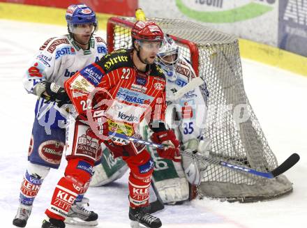 EBEL. Eishockey Bundesliga. EC Pasut VSV gegen KAC.  Wolfgang Kromp, Gert Prohaska, (VSV),  Jason Morgan (KAC). Villach, am 5.2.2010.
Foto: Kuess 


---
pressefotos, pressefotografie, kuess, qs, qspictures, sport, bild, bilder, bilddatenbank