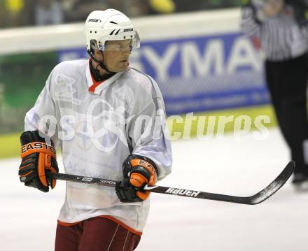 Eishockey Charity Promi Spiel. Buergermeister Christian Scheider. Klagenfurt, am 4.2.2010.
Foto: Kuess
---
pressefotos, pressefotografie, kuess, qs, qspictures, sport, bild, bilder, bilddatenbank