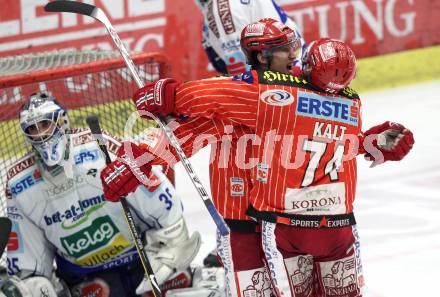 EBEL. Eishockey Bundesliga. EC Pasut VSV gegen KAC.  Torjubel Gregor Hager, Dieter Kalt (KAC). Villach, am 5.2.2010.
Foto: Kuess 


---
pressefotos, pressefotografie, kuess, qs, qspictures, sport, bild, bilder, bilddatenbank