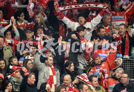 EBEL. Eishockey Bundesliga. EC Pasut VSV gegen KAC.  Jubel Fans KAC. Villach, am 5.2.2010.
Foto: Kuess 


---
pressefotos, pressefotografie, kuess, qs, qspictures, sport, bild, bilder, bilddatenbank