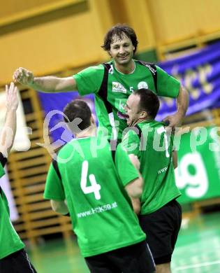 Handball Bundesliga. HC Kelag Kaernten gegen Sportunion Edelweiss Linz. Jubel Branko Bedekovic, Gregor Radovic (HCK). Klagenfurt, am 6.2.2010.
Foto: Kuess
---
pressefotos, pressefotografie, kuess, qs, qspictures, sport, bild, bilder, bilddatenbank