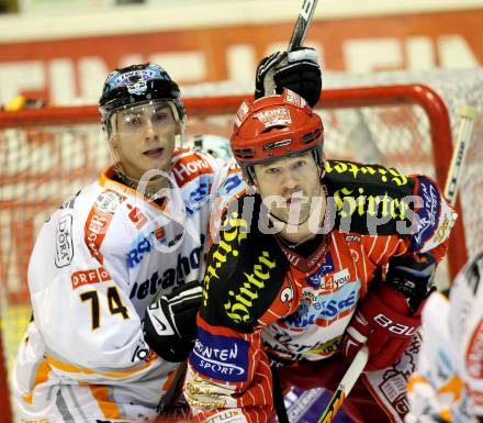 EBEL. Eishockey Bundesliga. KAC gegen EHC LIWEST Linz. Jeff Shantz, (KAC), Daniel Oberkofler (Linz). Klagenfurt, am 7.2.2010.
Foto: Kuess

---
pressefotos, pressefotografie, kuess, qs, qspictures, sport, bild, bilder, bilddatenbank