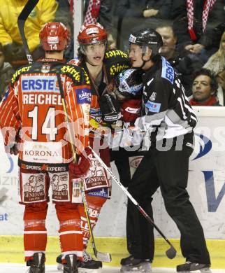 EBEL. Eishockey Bundesliga. KAC gegen EHC LIWEST Linz. Thomas HUndertpfund,  (KAC), Christoph Ibounig (Linz). Klagenfurt, am 7.2.2010.
Foto: Kuess

---
pressefotos, pressefotografie, kuess, qs, qspictures, sport, bild, bilder, bilddatenbank