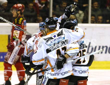 EBEL. Eishockey Bundesliga. KAC gegen EHC LIWEST Linz. Tortjubel Linz. Klagenfurt, am 7.2.2010.
Foto: Kuess

---
pressefotos, pressefotografie, kuess, qs, qspictures, sport, bild, bilder, bilddatenbank