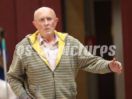 Basketball Bundesliga. Woerthersee Piraten gegen UBC St. Poelten. Trainer Hubert Schreiner (St. Poelten).  Klagenfurt, 2.7.2010.
Foto:  Kuess

---
pressefotos, pressefotografie, kuess, qs, qspictures, sport, bild, bilder, bilddatenbank