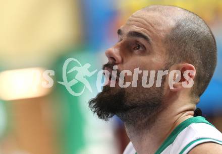 Basketball Bundesliga. Woerthersee Piraten gegen UBC St. Poelten. Joachim Buggelsheim (Piraten).  Klagenfurt, 2.7.2010.
Foto:  Kuess

---
pressefotos, pressefotografie, kuess, qs, qspictures, sport, bild, bilder, bilddatenbank