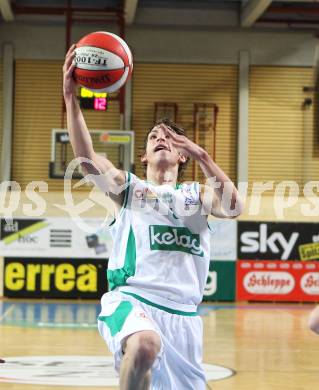 Basketball Bundesliga. Woerthersee Piraten gegen UBC St. Poelten. Sebastian Schaal (Piraten).  Klagenfurt, 2.7.2010.
Foto:  Kuess
.  Klagenfurt, 2.7.2010.
Foto:  Kuess

---
pressefotos, pressefotografie, kuess, qs, qspictures, sport, bild, bilder, bilddatenbank