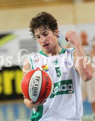 Basketball Bundesliga. Woerthersee Piraten gegen UBC St. Poelten. Sebastian Schaal (Piraten).  Klagenfurt, 7.2.2010.
Foto:  Kuess



---
pressefotos, pressefotografie, kuess, qs, qspictures, sport, bild, bilder, bilddatenbank