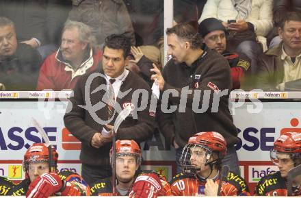 EBEL. Eishockey Bundesliga. KAC gegen EHC LIWEST Linz. Trainer Many Viveiros, Co-Trainer Gerald Ressmann (KAC). Klagenfurt, am 7.2.2010.
Foto: Kuess

---
pressefotos, pressefotografie, kuess, qs, qspictures, sport, bild, bilder, bilddatenbank