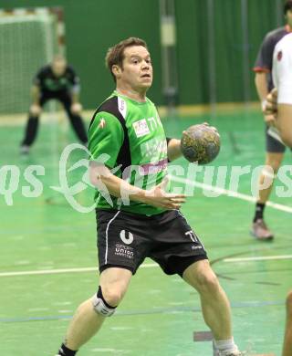 Handball Bundesliga. HC Kelag Kaernten gegen Sportunion Edelweiss Linz. Florian Pontasch-Mueller (HCK). Klagenfurt, am 6.2.2010.
Foto: Kuess
---
pressefotos, pressefotografie, kuess, qs, qspictures, sport, bild, bilder, bilddatenbank