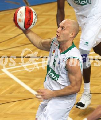 Basketball Bundesliga. Woerthersee Piraten gegen UBC St. Poelten. Davor Sattler (Piraten).  Klagenfurt, 7.2.2010.
Foto:  Kuess

---
pressefotos, pressefotografie, kuess, qs, qspictures, sport, bild, bilder, bilddatenbank