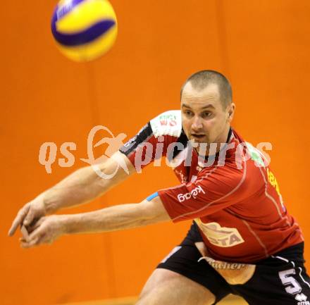 Volleyball GM Capital Challenge Cup. SK Aich/Dob (AUT) gegen VC Euphony Asse-Lennik (BEL). PIPA Martin (Aich/Dob). Prevalje, 11.2.2010. 
Foto: Kuess

---
pressefotos, pressefotografie, kuess, qs, qspictures, sport, bild, bilder, bilddatenbank