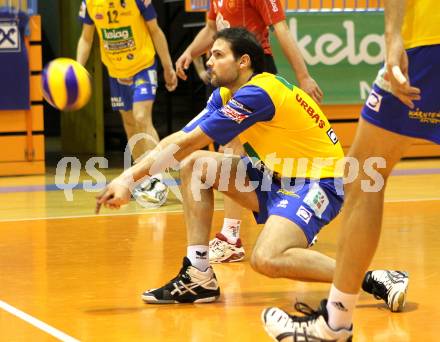 Volleyball GM Capital Challenge Cup. SK Aich/Dob (AUT) gegen VC Euphony Asse-Lennik (Belgien).  SLATINSEK David  (Aich/Dob). Prevalje, 11.2.2010. 
Foto: Kuess

---
pressefotos, pressefotografie, kuess, qs, qspictures, sport, bild, bilder, bilddatenbank