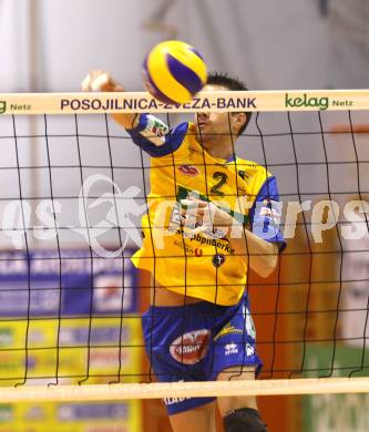 Volleyball GM Capital Challenge Cup. SK Aich/Dob (AUT) gegen VC Euphony Asse-Lennik (BEL).  Miha Kosl (Aich/Dob). Prevalje, 11.2.2010. 
Foto: Kuess

---
pressefotos, pressefotografie, kuess, qs, qspictures, sport, bild, bilder, bilddatenbank