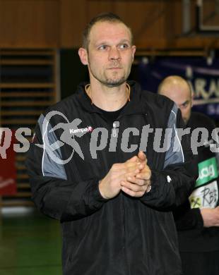 Handball Bundesliga. HC Kelag Kaernten gegen Sportunion Edelweiss Linz. Matthias Lippitsch (HCK). Klagenfurt, am 6.2.2010.
Foto: Kuess
---
pressefotos, pressefotografie, kuess, qs, qspictures, sport, bild, bilder, bilddatenbank