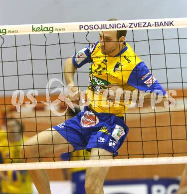 Volleyball GM Capital Challenge Cup. SK Aich/Dob (AUT) gegen VC Euphony Asse-Lennik (BEL).  Martin Bencic (Aich/Dob). Prevalje, 11.2.2010. 
Foto: Kuess

---
pressefotos, pressefotografie, kuess, qs, qspictures, sport, bild, bilder, bilddatenbank