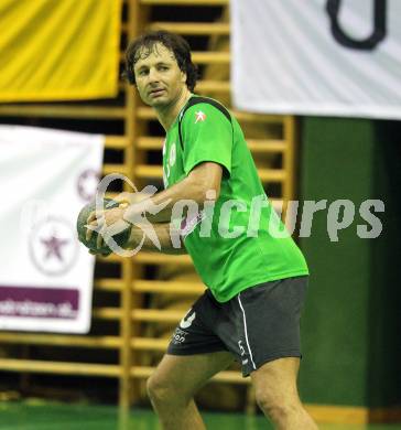 Handball Bundesliga. HC Kelag Kaernten gegen Sportunion Edelweiss Linz. Branko Bedekovic (HCK). Klagenfurt, am 6.2.2010.
Foto: Kuess
---
pressefotos, pressefotografie, kuess, qs, qspictures, sport, bild, bilder, bilddatenbank