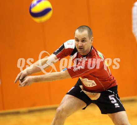 Volleyball GM Capital Challenge Cup. SK Aich/Dob (AUT) gegen VC Euphony Asse-Lennik (BEL).  Martin Pipa (Aich/Dob). Prevalje, 11.2.2010. 
Foto: Kuess

---
pressefotos, pressefotografie, kuess, qs, qspictures, sport, bild, bilder, bilddatenbank