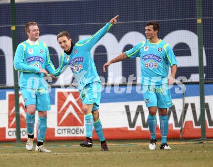 Fussball. Tipp3-Bundesliga. SK Austria Kaernten gegen SK Puntigamer Sturm Graz. Torjubel Lavric Klemen, Daniel Beichler, Haris Bukva (Graz). Klagenfurt, 14.2.2010.
Foto: Kuess 

---
pressefotos, pressefotografie, kuess, qs, qspictures, sport, bild, bilder, bilddatenbank