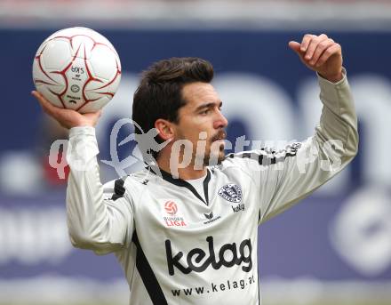 Fussball. Tipp3-Bundesliga. SK Austria Kaernten gegen SK Puntigamer Sturm Graz. Fernando Troyansky (Austria Kaernten). Klagenfurt, 14.2.2010.
Foto: Kuess 

---
pressefotos, pressefotografie, kuess, qs, qspictures, sport, bild, bilder, bilddatenbank