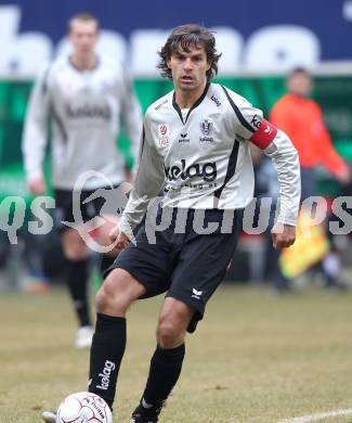 Fussball. Tipp3-Bundesliga. SK Austria Kaernten gegen SK Puntigamer Sturm Graz. Jocelyn Blanchard (Austria Kaernten). Klagenfurt, 14.2.2010.
Foto: Kuess 

---
pressefotos, pressefotografie, kuess, qs, qspictures, sport, bild, bilder, bilddatenbank