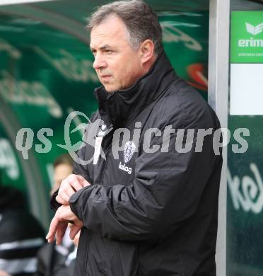 Fussball. Tipp3-Bundesliga. SK Austria Kaernten gegen SK Puntigamer Sturm Graz. Trainer Joze Prelogar (Austria Kaernten). Klagenfurt, 14.2.2010.
Foto: Kuess 

---
pressefotos, pressefotografie, kuess, qs, qspictures, sport, bild, bilder, bilddatenbank