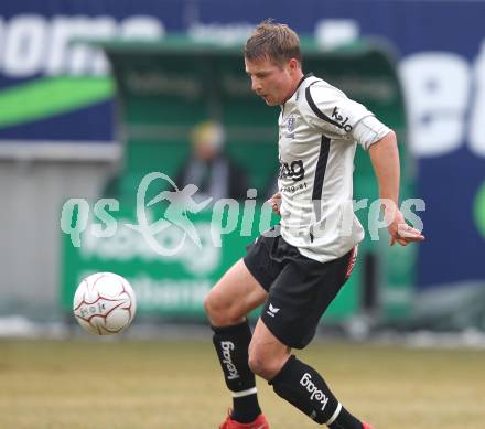 Fussball. Tipp3-Bundesliga. SK Austria Kaernten gegen SK Puntigamer Sturm Graz. Thomas Riedl (Austria Kaernten). Klagenfurt, 14.2.2010.
Foto: Kuess 

---
pressefotos, pressefotografie, kuess, qs, qspictures, sport, bild, bilder, bilddatenbank