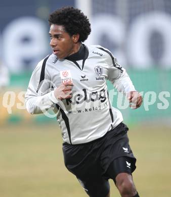 Fussball. Tipp3-Bundesliga. SK Austria Kaernten gegen SK Puntigamer Sturm Graz. Sandro Da Silva (Austria Kaernten). Klagenfurt, 14.2.2010.
Foto: Kuess 

---
pressefotos, pressefotografie, kuess, qs, qspictures, sport, bild, bilder, bilddatenbank