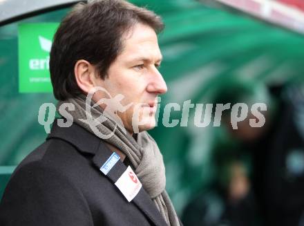 Fussball. Tipp3-Bundesliga. SK Austria Kaernten gegen SK Puntigamer Sturm Graz. Trainer Franco Foda (Graz). Klagenfurt, 14.2.2010.
Foto: Kuess 

---
pressefotos, pressefotografie, kuess, qs, qspictures, sport, bild, bilder, bilddatenbank