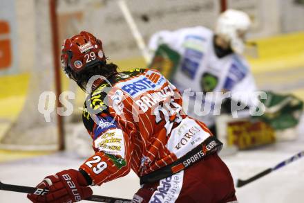 EBEL. Eishockey Bundesliga. KAC gegen HDD TILIA Olimpija Ljubljana. BRANDNER Christoph (KAC), PINTARIC Matija (Laibach). Klagenfurt, am 19.2.2010.
Foto: Kuess

---
pressefotos, pressefotografie, kuess, qs, qspictures, sport, bild, bilder, bilddatenbank