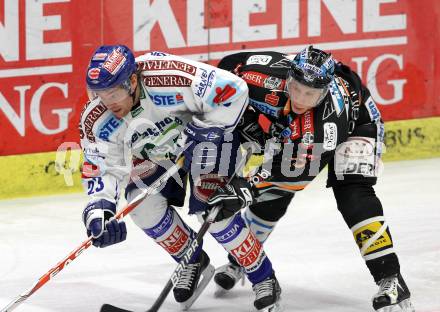 EBEL. Eishockey Bundesliga. EC Pasut VSV gegen EHC LIWEST Linz.  Mikael Wahlberg, (VSV), Robert Lukas (Linz). Villach, am 19.2.2010.
Foto: Kuess 


---
pressefotos, pressefotografie, kuess, qs, qspictures, sport, bild, bilder, bilddatenbank