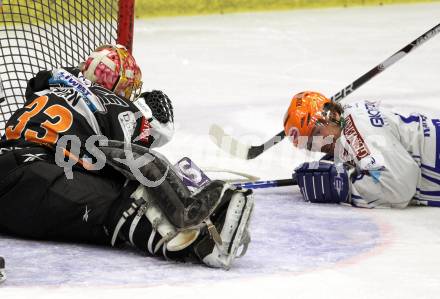 EBEL. Eishockey Bundesliga. EC Pasut VSV gegen EHC LIWEST Linz.  Roland Kaspitz, (VSV),  Lorenz Hirn (Linz). Villach, am 19.2.2010.
Foto: Kuess 


---
pressefotos, pressefotografie, kuess, qs, qspictures, sport, bild, bilder, bilddatenbank