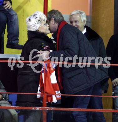 EBEL. Eishockey Bundesliga. KAC gegen HDD TILIA Olimpija Ljubljana. Karl Nedwed, Heidi Horten. Klagenfurt, am 19.2.2010.
Foto: Kuess

---
pressefotos, pressefotografie, kuess, qs, qspictures, sport, bild, bilder, bilddatenbank