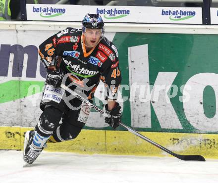 EBEL. Eishockey Bundesliga. EC Pasut VSV gegen EHC LIWEST Linz.  Christoph Ibounig (Linz). Villach, am 19.2.2010.
Foto: Kuess 


---
pressefotos, pressefotografie, kuess, qs, qspictures, sport, bild, bilder, bilddatenbank