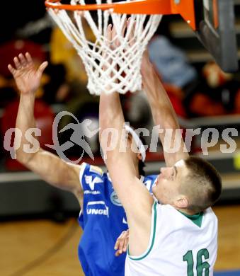 Basketball Bundesliga. Woerthersee Piraten gegen Oberwart Gunners. Rasid Mahalbasic (Piraten).  Klagenfurt, 20.2.2010.
Foto:  Kuess

---
pressefotos, pressefotografie, kuess, qs, qspictures, sport, bild, bilder, bilddatenbank