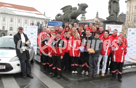 Stocksport. Eisschiessen. IFI Eisstock Europameisterschaften, Vorberichte, Pressekonferenz, Teampraesentation AUT.  Nationalteam Oesterreich mit Sportstadtrat Manfred Mertel. Klagenfurt, am 20.2.2010.
Foto:Kuess
---
pressefotos, pressefotografie, kuess, qs, qspictures, sport, bild, bilder, bilddatenbank