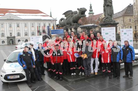 Stocksport. Eisschiessen. IFI Eisstock Europameisterschaften, Vorberichte, Pressekonferenz, Teampraesentation AUT.  Nationalteam Oesterreich mit Sportstadtrat Manfred Mertel. Klagenfurt, am 20.2.2010.
Foto:Kuess
---
pressefotos, pressefotografie, kuess, qs, qspictures, sport, bild, bilder, bilddatenbank