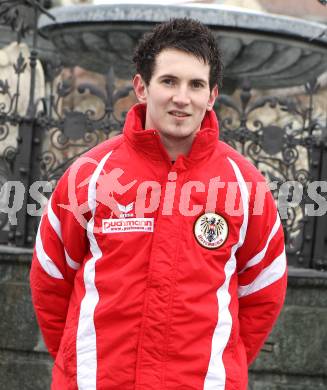 Stocksport. Eisschiessen. IFI Eisstock Europameisterschaften, Vorberichte, Pressekonferenz, Teampraesentation.  Reinhard Felsberger (AUT). Klagenfurt, am 20.2.2010.
Foto:Kuess
---
pressefotos, pressefotografie, kuess, qs, qspictures, sport, bild, bilder, bilddatenbank