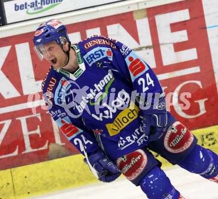 EBEL. Eishockey Bundesliga. EC Pasut VSV gegen EHC LIWEST Linz.  Torjubel Guenther Lanzinger (VSV). Villach, am 23.2.2010.
Foto: Kuess 


---
pressefotos, pressefotografie, kuess, qs, qspictures, sport, bild, bilder, bilddatenbank