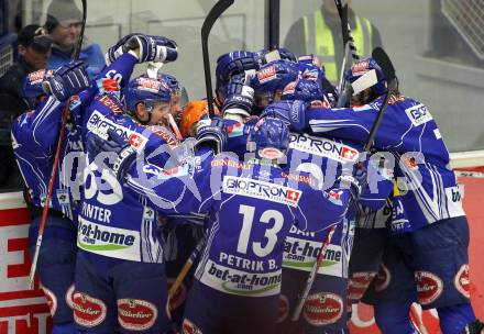 EBEL. Eishockey Bundesliga. EC Pasut VSV gegen EHC LIWEST Linz.  Torjubel VSV. Villach, am 23.2.2010.
Foto: Kuess 


---
pressefotos, pressefotografie, kuess, qs, qspictures, sport, bild, bilder, bilddatenbank