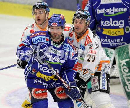 EBEL. Eishockey Bundesliga. EC Pasut VSV gegen EHC LIWEST Linz.  Gerhard Unterluggauer, (VSV),  Markus Matthiasson (Linz). Villach, am 23.2.2010.
Foto: Kuess 


---
pressefotos, pressefotografie, kuess, qs, qspictures, sport, bild, bilder, bilddatenbank