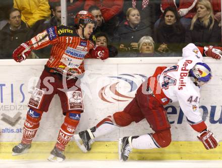 EBEL. Eishockey Bundesliga. KAC gegen EC Red Bull Salzburg. HAGER Gregor (KAC), LYNCH Douglas (Salzburg). Klagenfurt, am 23.2.2010.
Foto: Kuess

---
pressefotos, pressefotografie, kuess, qs, qspictures, sport, bild, bilder, bilddatenbank