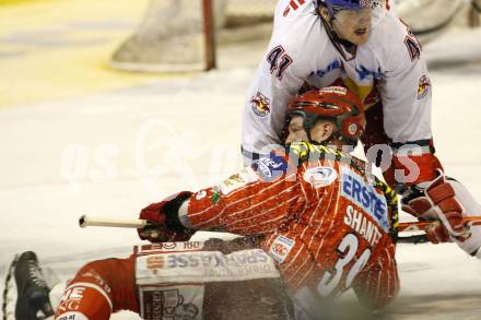 EBEL. Eishockey Bundesliga. KAC gegen EC Red Bull Salzburg. SHANTZ Jeffery (KAC), REGIER Steven (Salzburg). Klagenfurt, am 23.2.2010.
Foto: Kuess

---
pressefotos, pressefotografie, kuess, qs, qspictures, sport, bild, bilder, bilddatenbank