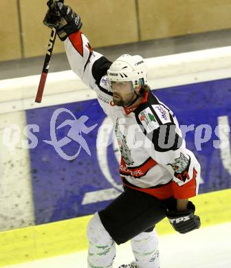 Eishockey Carinthian Hockey League CHL.  EC Tarco Woelfe Klagenfurt gegen EC Feld am See. Torjubel Andreas Moschik (Tarco). Klagenfurt, am 25.2.2010.
Foto: Kuess

---
pressefotos, pressefotografie, kuess, qs, qspictures, sport, bild, bilder, bilddatenbank