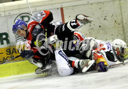 Eishockey Carinthian Hockey League CHL.  EC Tarco Woelfe Klagenfurt gegen EC Feld am See. Stefan Knafl (Tarco), Lenar Gelfanov (Feld am See). Klagenfurt, am 25.2.2010.
Foto: Kuess

---
pressefotos, pressefotografie, kuess, qs, qspictures, sport, bild, bilder, bilddatenbank